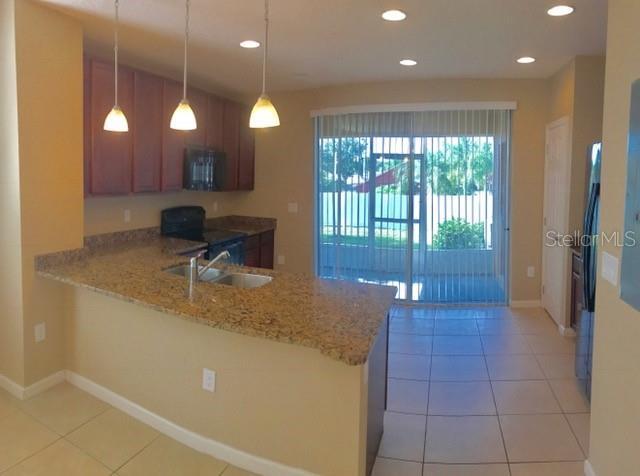 Building Photo - 1102 Chelsea Dr