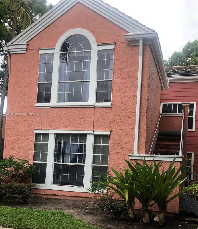Foto principal - 1165 Crystal Way