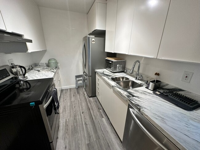 Foto del edificio - 5625 N Sumner Wy