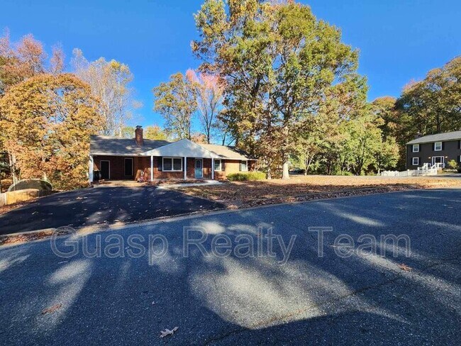 Building Photo - 12326 Willow Woods Dr