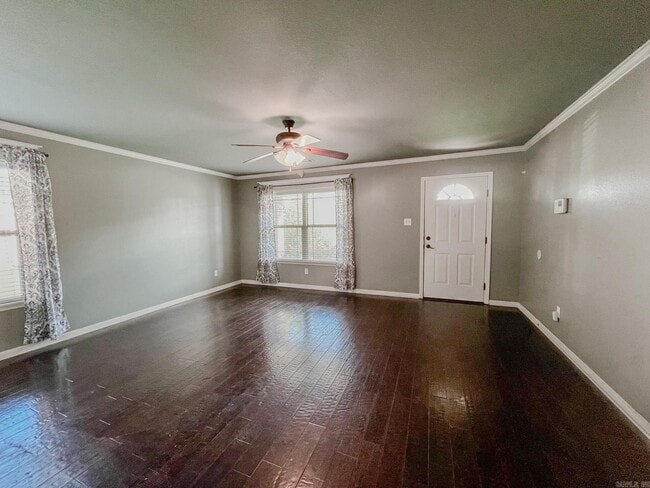 Building Photo - 74 Earnhardt Cir