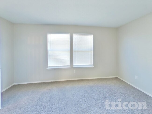 Foto del edificio - 1516 Warrington Way