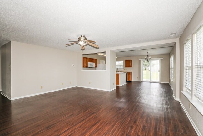Foto del edificio - 10356 Cotton Blossom Dr