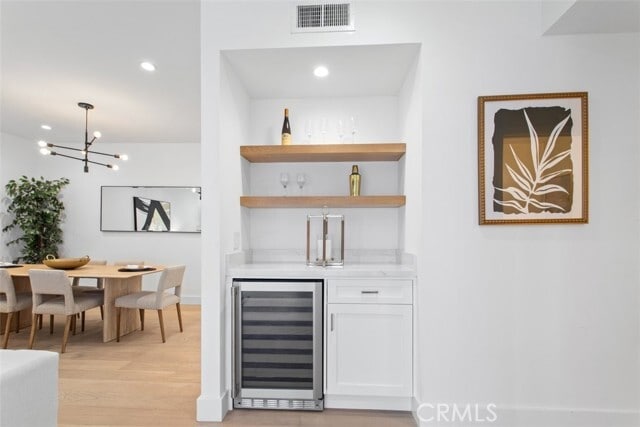 Building Photo - 1409 Havenhurst Dr