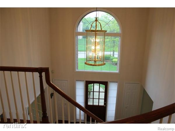 Building Photo - 37026 Aspen Dr