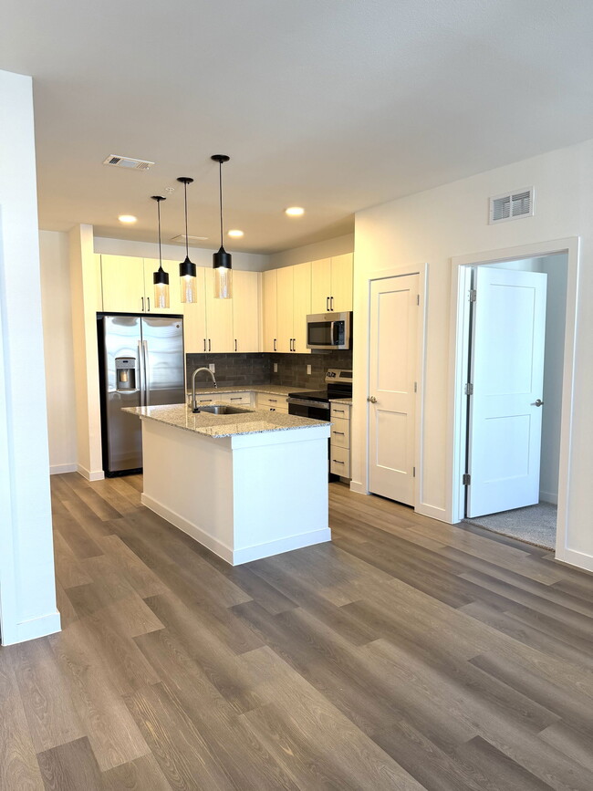 Building Photo - 13220 Farm to Market Road 973 Apt #10108, ...