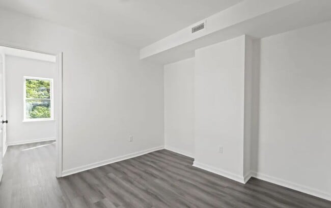 Foto del edificio - 4149 Lancaster Ave