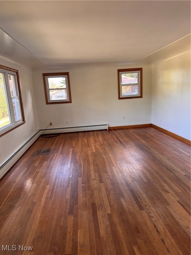 Building Photo - 54084 High View Row