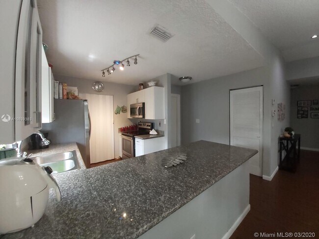 Building Photo - 12550 SW 248th Terrace