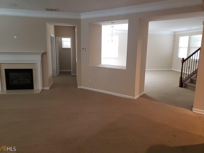 Building Photo - 2840 Brookford Ln SW