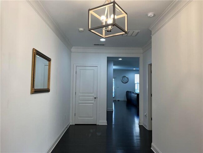 Building Photo - 9844 Cameron Parc Cir