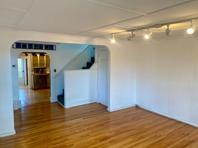 Building Photo - 18 Tremont St