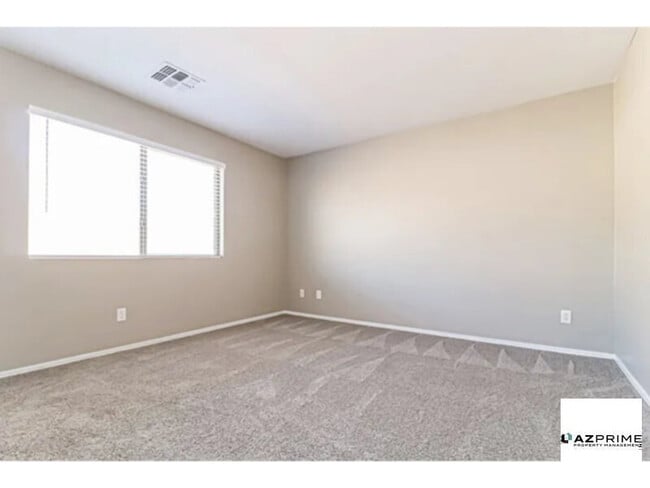 Foto del edificio - 23710 Chambers St