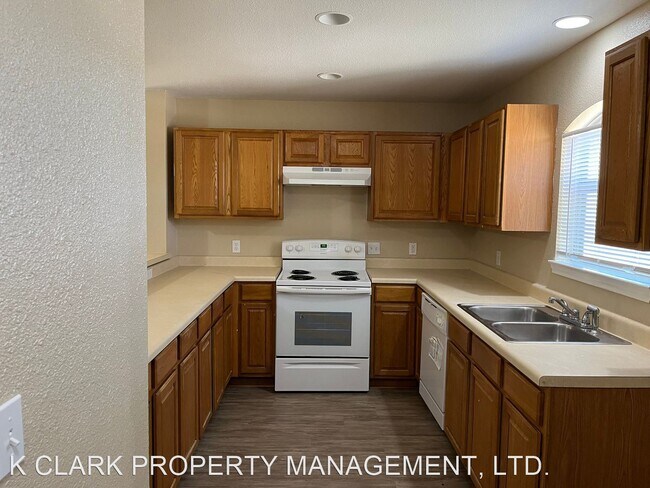 Foto del edificio - 4 br, 2.5 bath House - 10519 HUNTERS POND