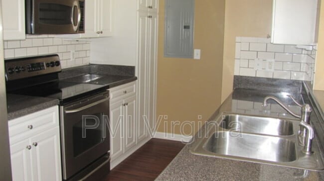 Foto del edificio - 1080 Gamston Ln