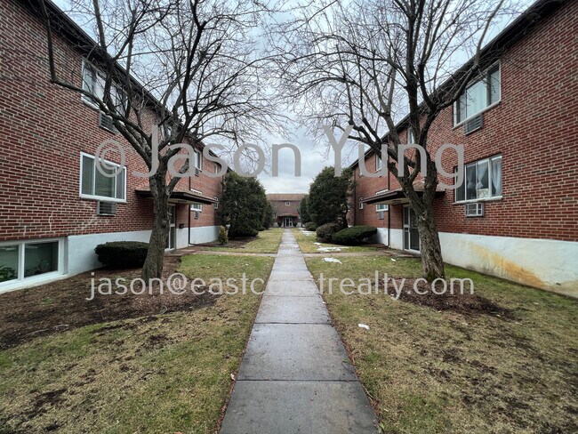 Foto del edificio - 32 Bryon Rd