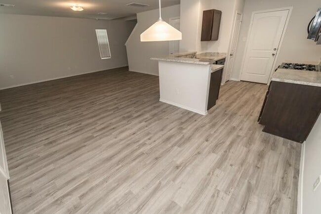 Building Photo - 16910 Lacey Bell Ln