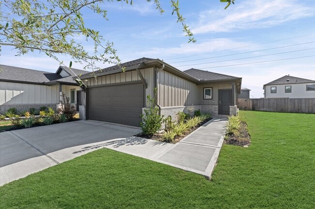 Building Photo - 8006 Magnolia Pr Ln