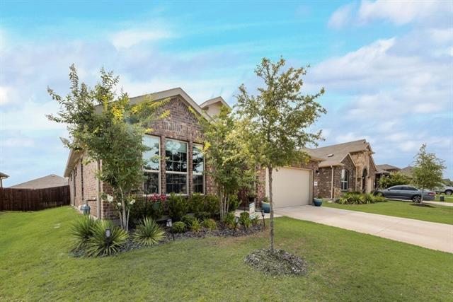 Foto del edificio - 15809 Culford Ln