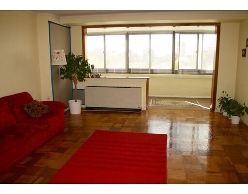 Building Photo - 6 Whittier Pl