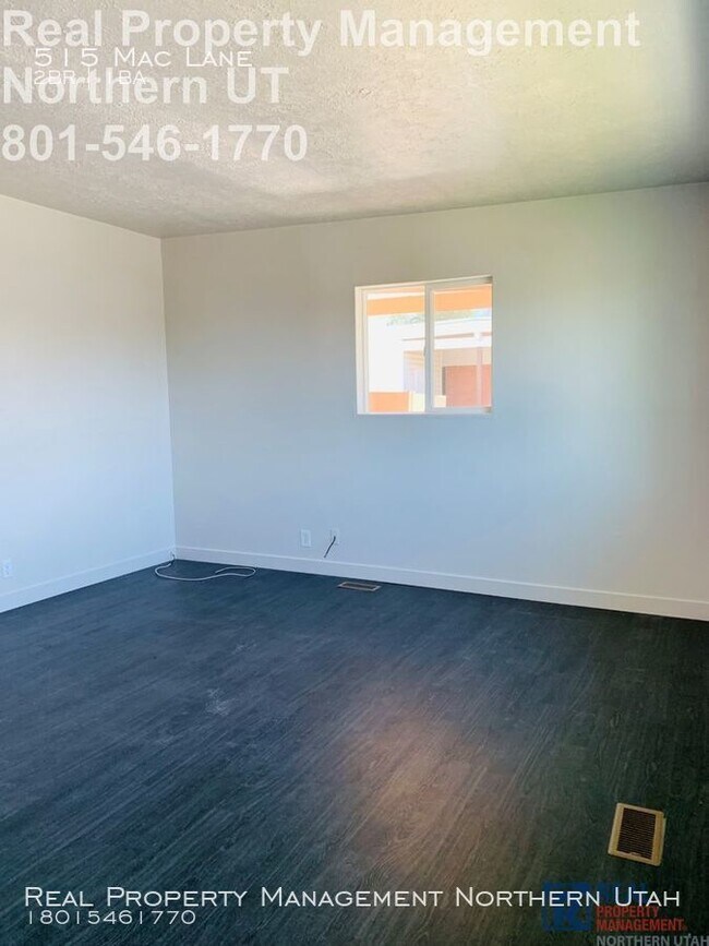 Foto del edificio - 515 Mac Ln