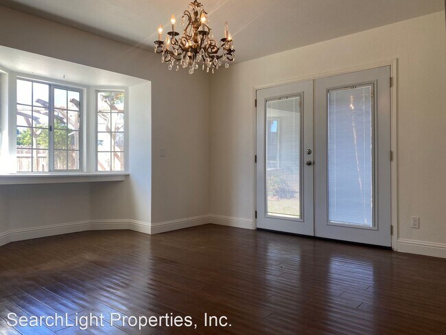 Foto del edificio - 3 br, 2.5 bath House - 390 Tallyho Rd.