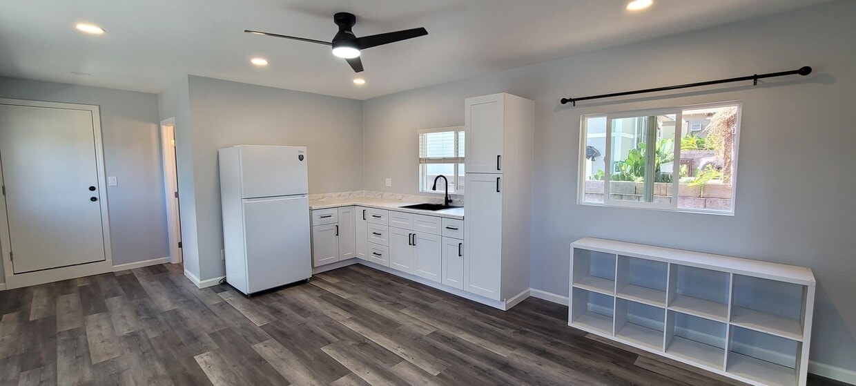 Primary Photo - Ohana in Wailuku-Available July 1st