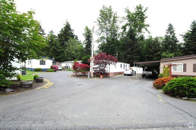Foto del edificio - Royal Coachman Estate Mobile Park