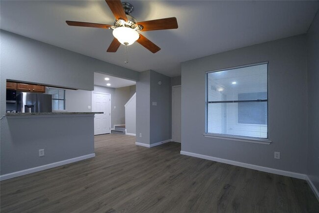 Foto del edificio - 3007 W Slaughter Ln