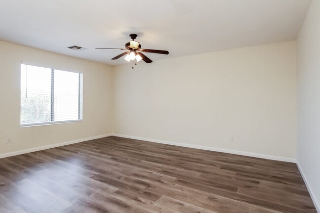 Foto del edificio - 6732 N 130th Ave