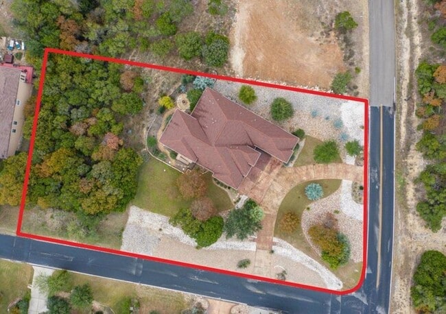 Building Photo - 2401 Crosswind Drive