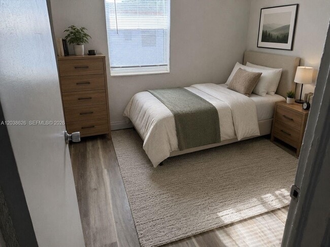 Foto del edificio - 1600 NW 13th Ct