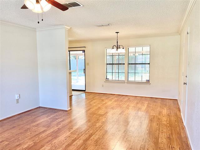 Building Photo - 5005 Bama Dr