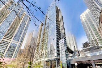 Building Photo - 201 N Westshore Dr