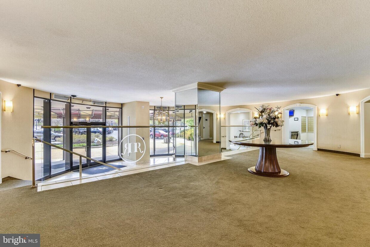 8370 Greensboro Dr Unit 1005, McLean, VA 22102 Apartment for Rent in