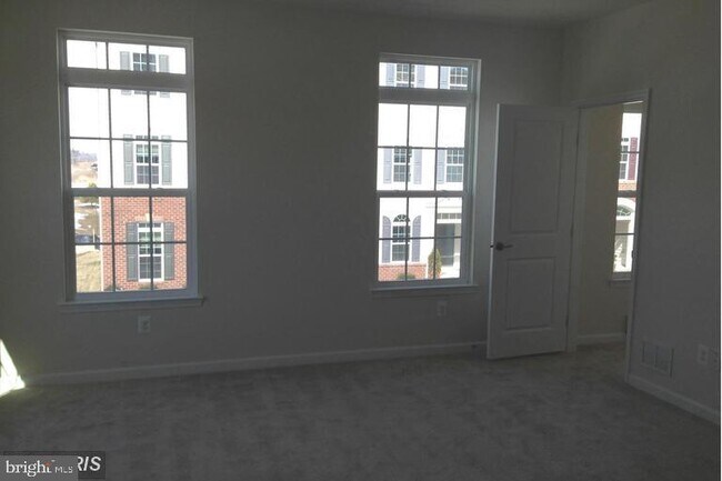 Building Photo - 24687 Footed Ridge Terrace