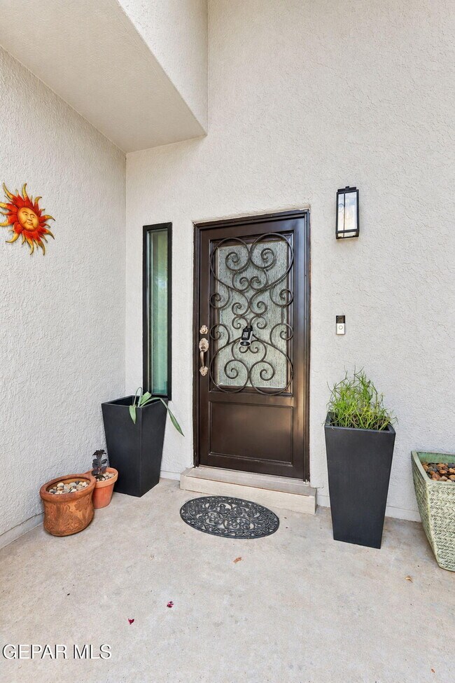 Building Photo - 14420 Navajo Point Dr