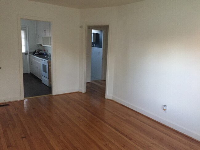 Foto del edificio - 3426 Covenant Rd