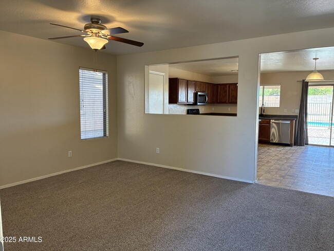 Foto del edificio - 7207 S Sunrise Way