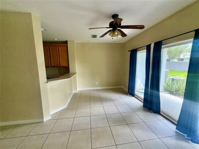 Foto del edificio - 9448 Flowering Cottonwood Rd