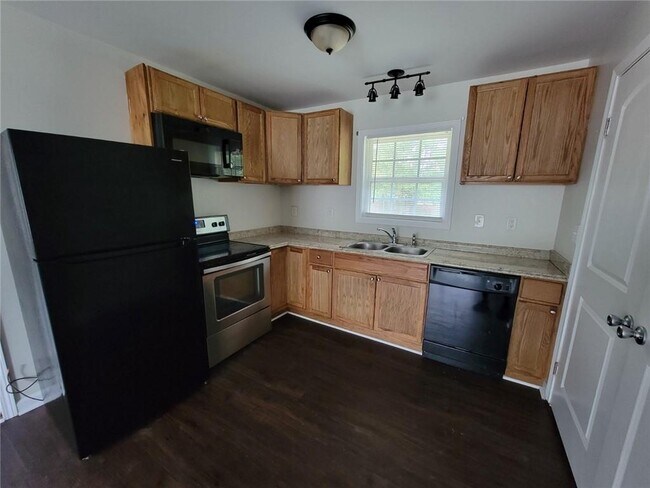 Foto del edificio - 9167 Bent Pine Ct NE