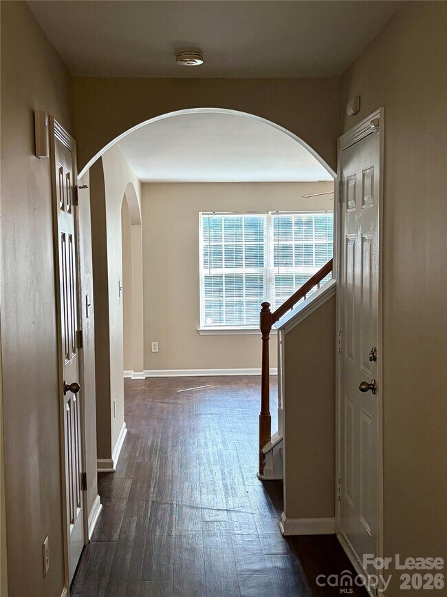 Building Photo - 3707 Rocky Brook Ct