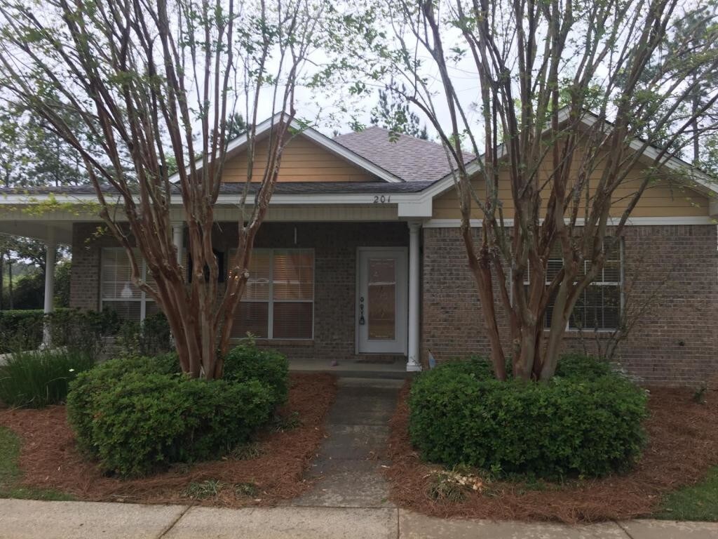 Foto principal - 201 Savannah Circle