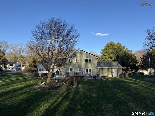 Foto del edificio - 15 Brookfield Dr