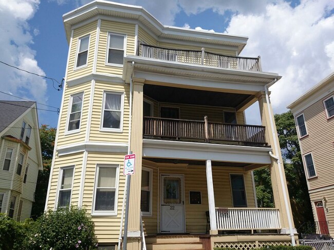 Building Photo - 22 Bradbury St