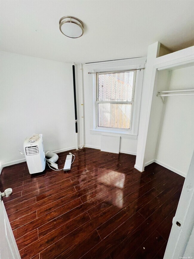 Foto del edificio - 87-50 115th St