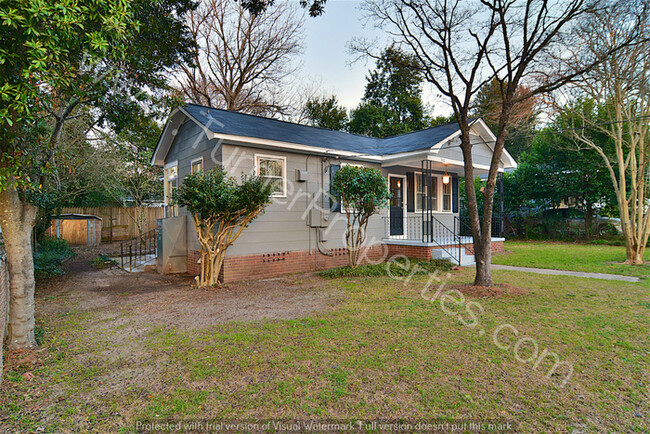 Building Photo - 340 Guilford St