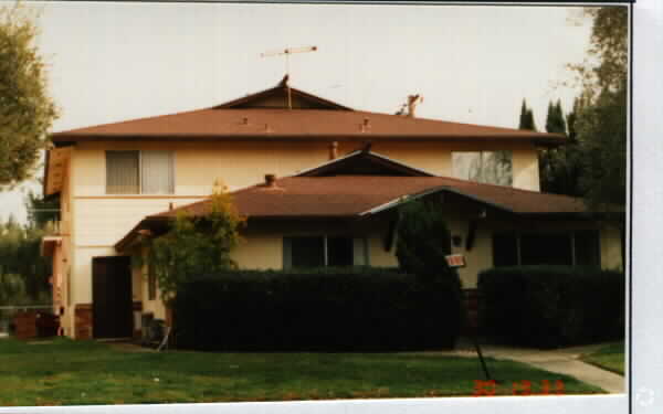 Foto del edificio - 912 Dornajo Way