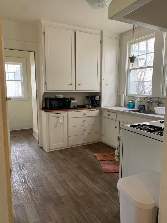 Foto del edificio - 2542 Hillegass Ave