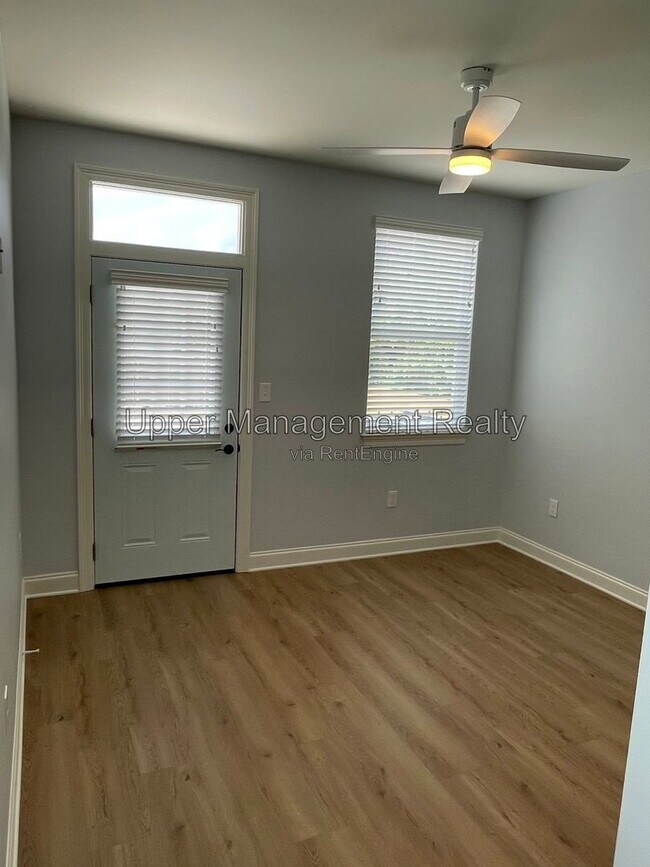 Foto del edificio - 3418 Third Street